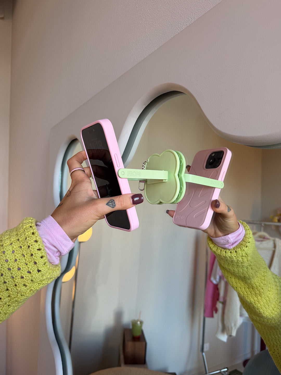 The Hook v2 Suction Mount