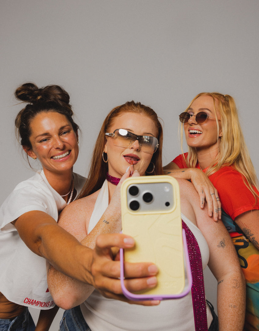 Props Creator Bundle - iPhone 17 Pro Max - Purple Honey